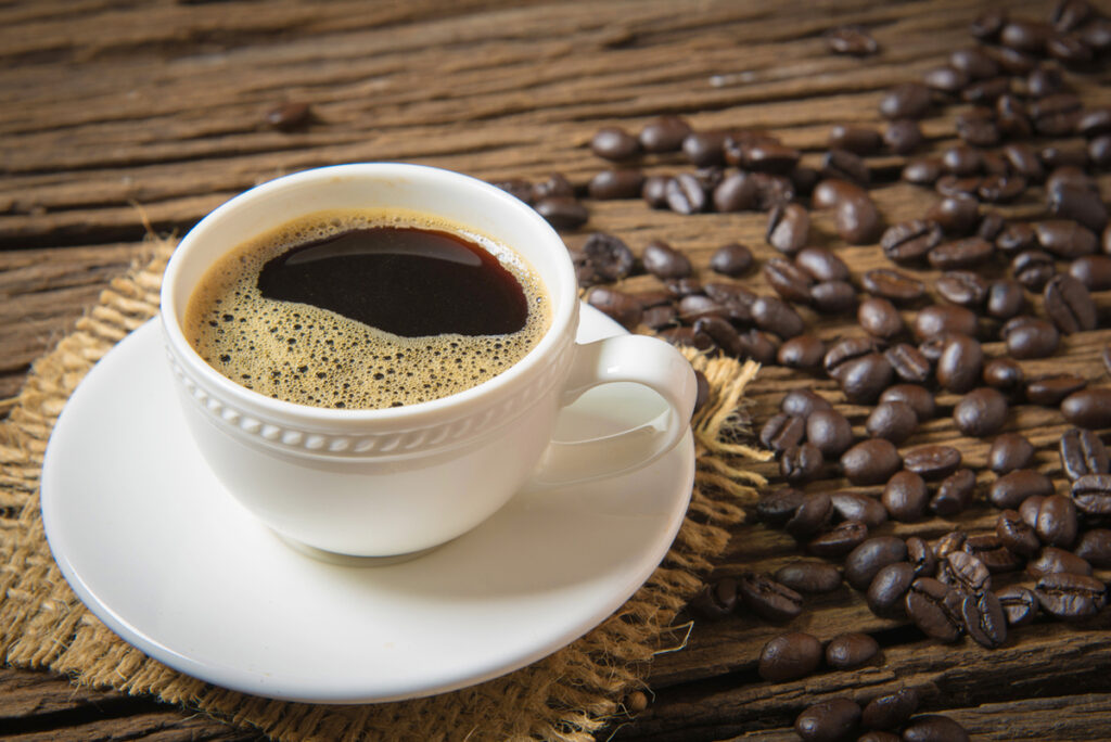踏入更年期要開始少飲含咖啡因的飲品。