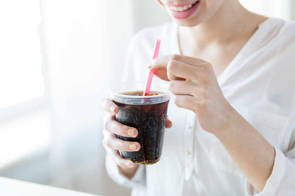 多喝冷飲、天氣冷時衣著單薄等，都會讓寒氣積聚體內