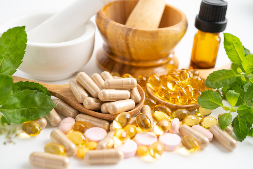 維他命 D、E、K 和魚油最好在午餐或晚餐後吃，因為這些是脂溶性營養素，要有油脂才能幫助吸收。